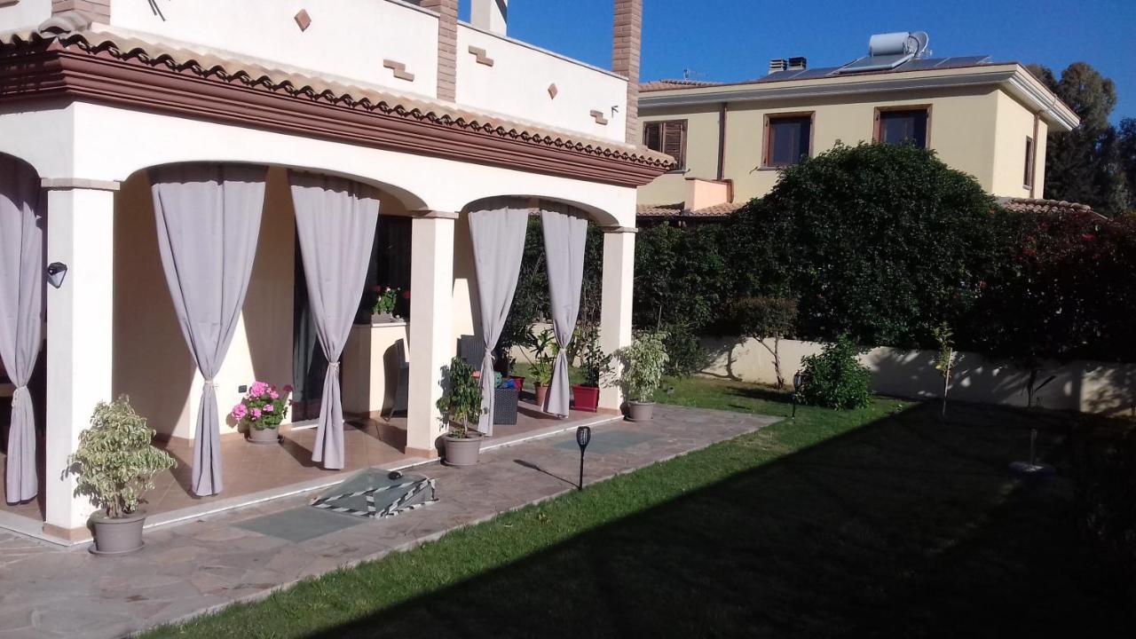 Casa Vacanze Menta Fiorita Flumini di Quartu Exterior foto