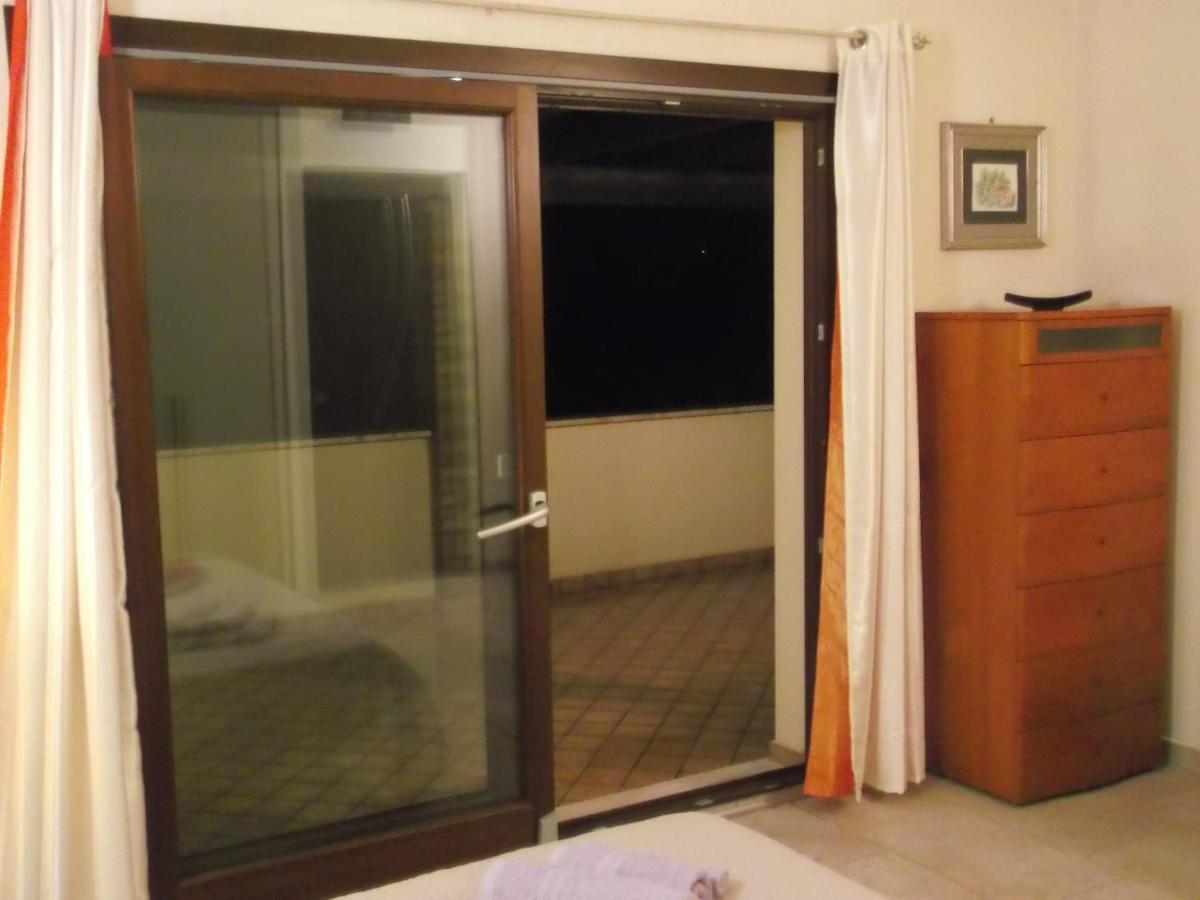 Casa Vacanze Menta Fiorita Flumini di Quartu Exterior foto