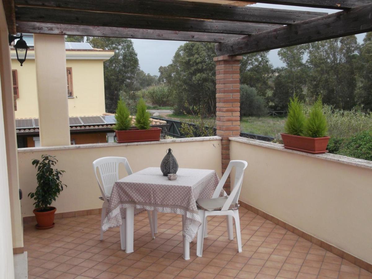 Casa Vacanze Menta Fiorita Flumini di Quartu Exterior foto