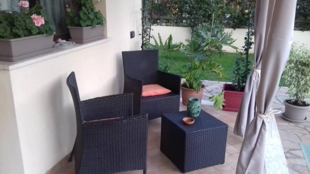Casa Vacanze Menta Fiorita Flumini di Quartu Exterior foto