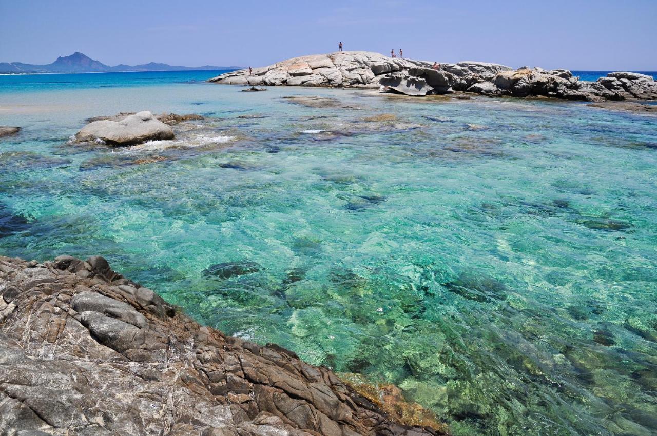 Casa Vacanze Menta Fiorita Flumini di Quartu Exterior foto